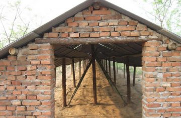 冬季土(tǔ)雞舍如(rú)何做(zuò)到(dào)保溫和(hé)通(tōng)風(fēng)